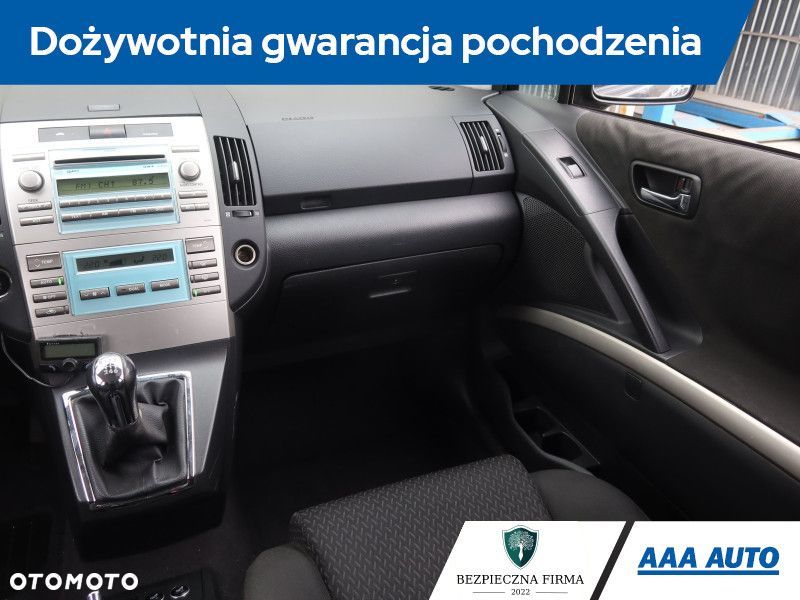 Toyota Corolla Verso - 10