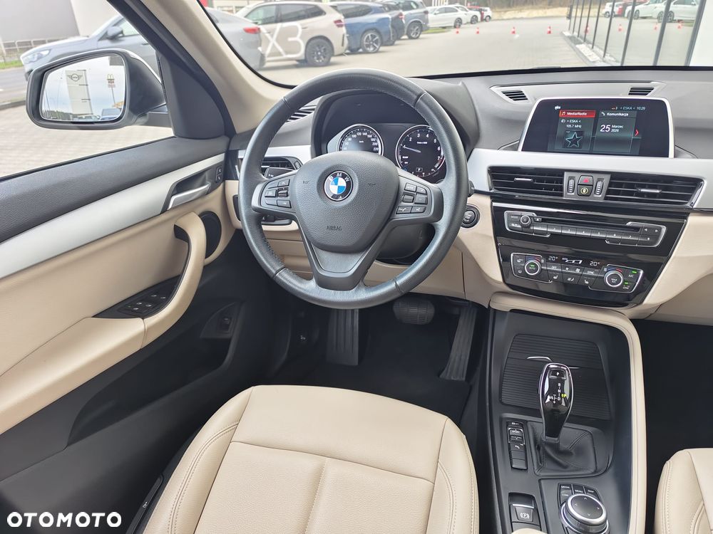 BMW X1 sDrive18i - 6