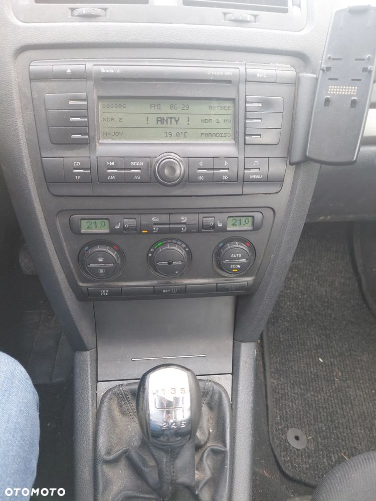 Skoda Octavia 2.0 TDI Edition 100 DPF - 23