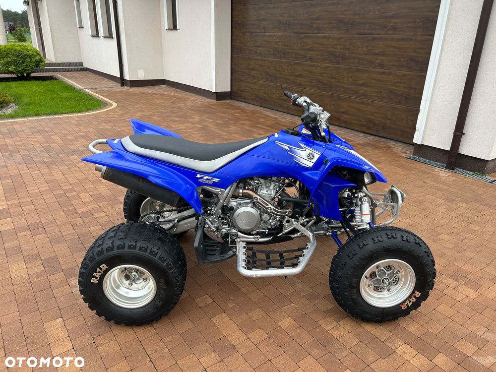 Yamaha YFZ - 13