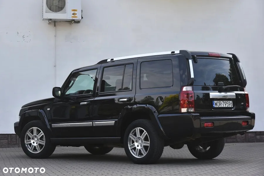 Jeep Commander 3.0 CRD Overland - 13