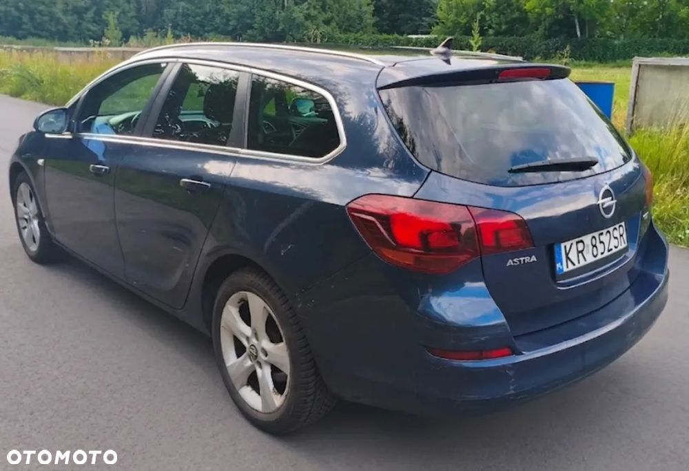 Opel Astra 1.7 CDTI - 8