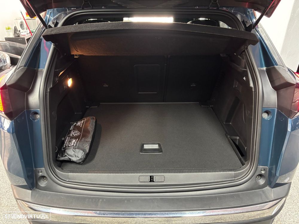Peugeot 3008 1.5 BlueHDi Allure Pack EAT8 - 22