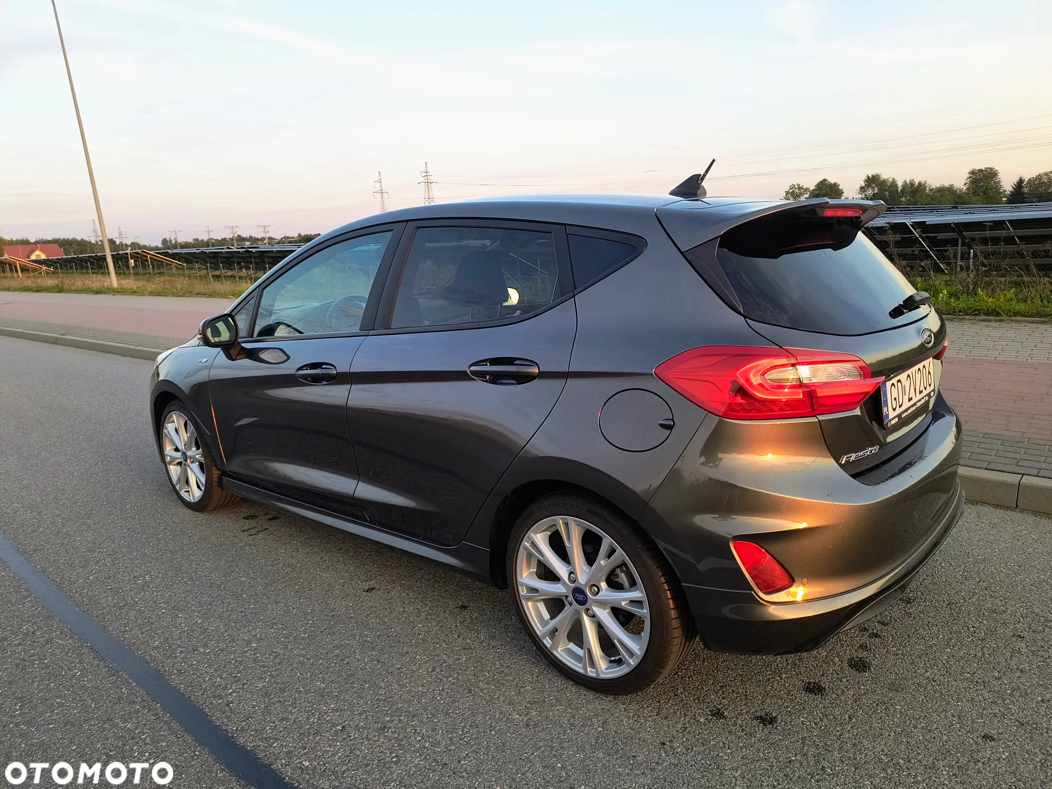 Ford Fiesta 1.0 EcoBoost S&S ST-LINE - 10