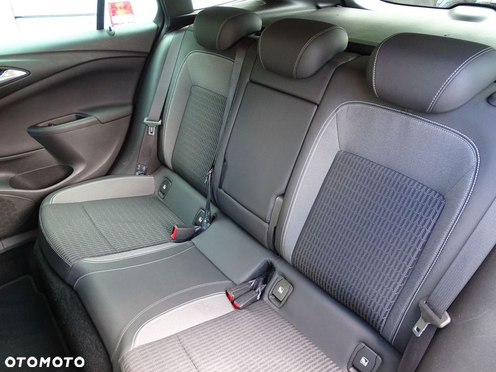 Opel Astra - 28