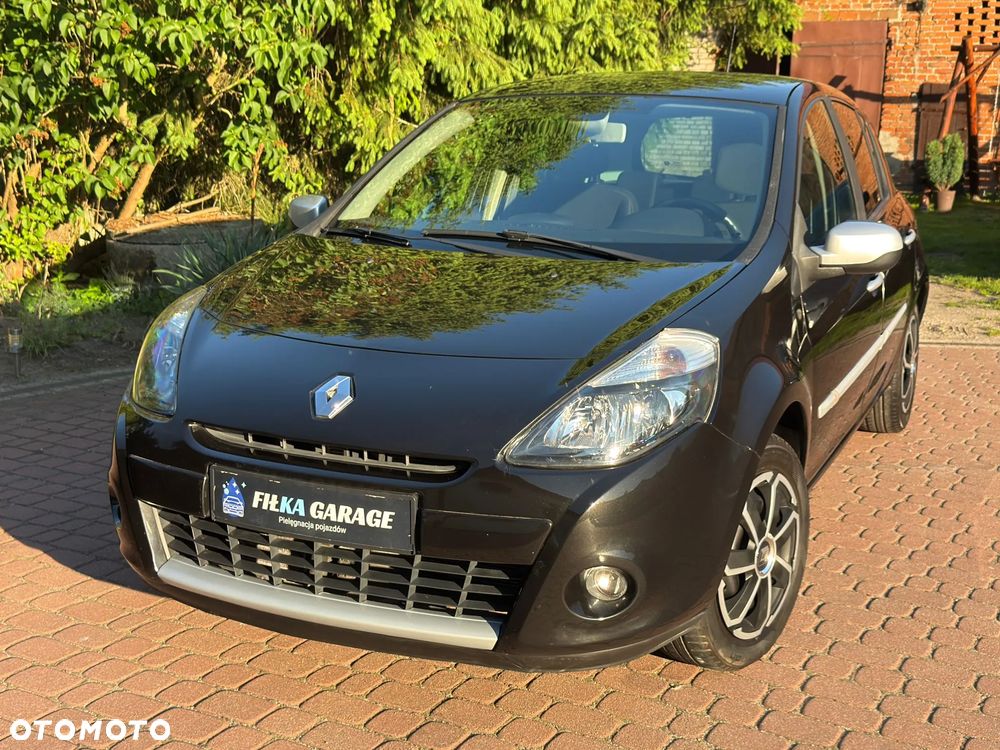 Renault Clio - 1