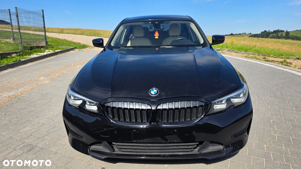BMW Seria 3 318d Sport Line Shadow - 2