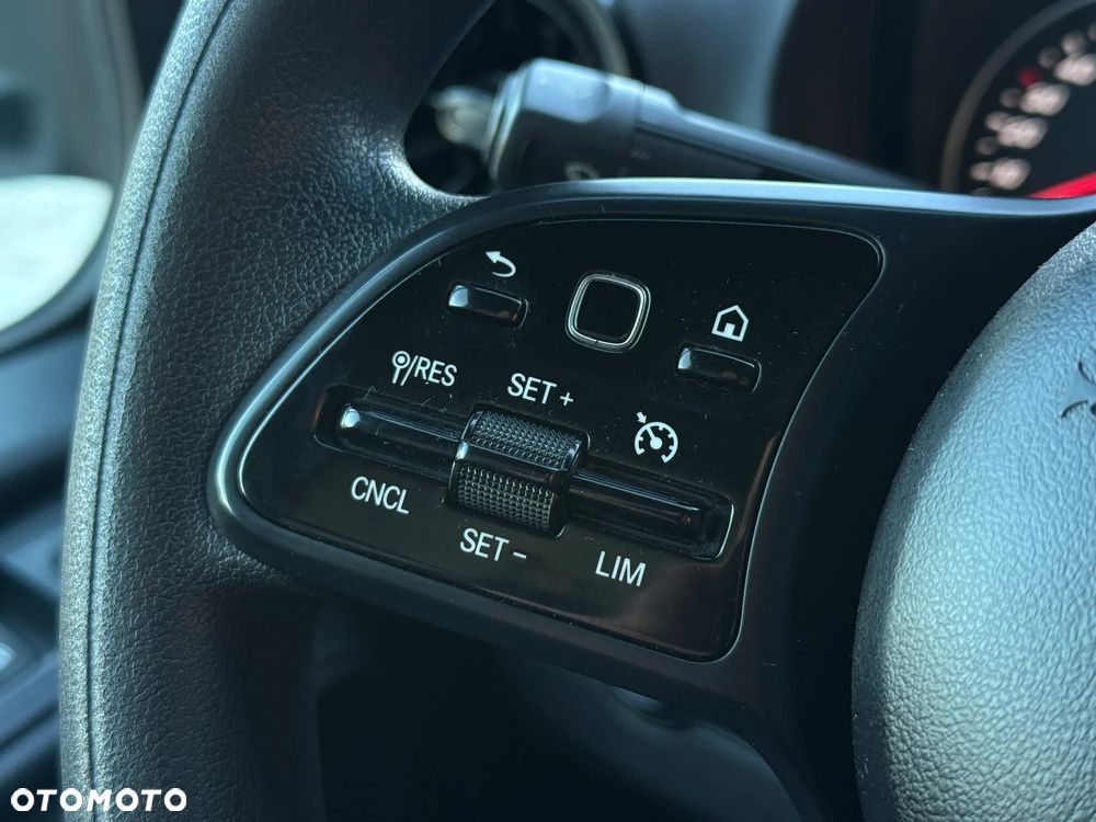 Mercedes-Benz Sprinter 514 CDI / 2.2 140KM / 2019 ROK / Kontener 4,2m + Winda Dhollandia 750KG / ZAREJESTROWANY W PL - 23