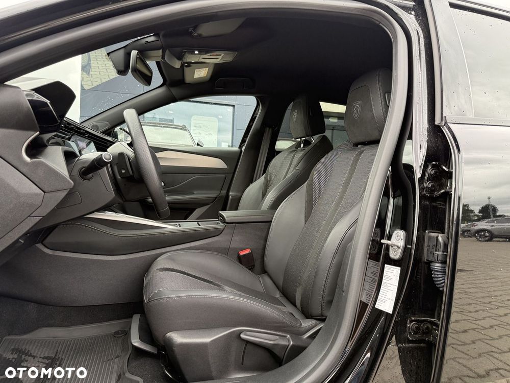 Peugeot 308 - 24