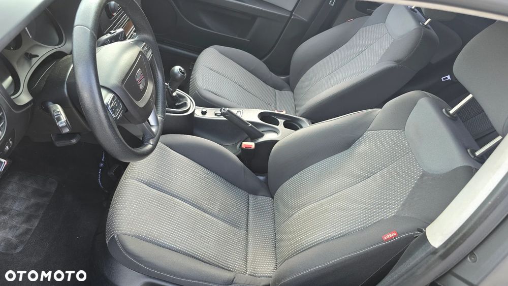 Seat Leon 1.6 TDI DPF Ecomotive Style - 24