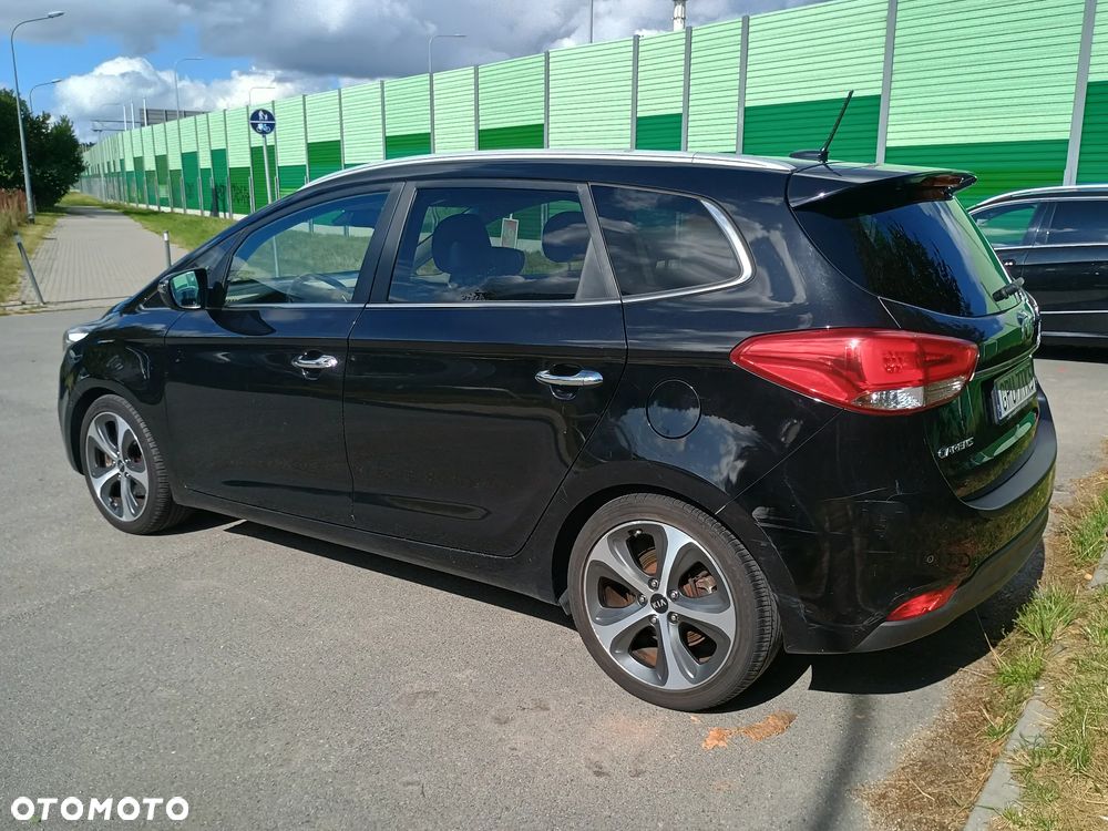 Kia Carens 1.7 CRDi XL 7os - 8