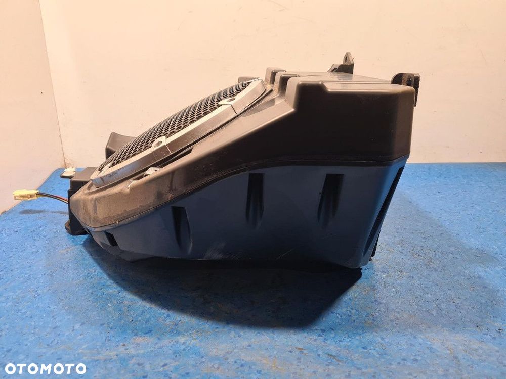 MITSUBISHI LANCER VIII X HB SUBWOOFER - 4