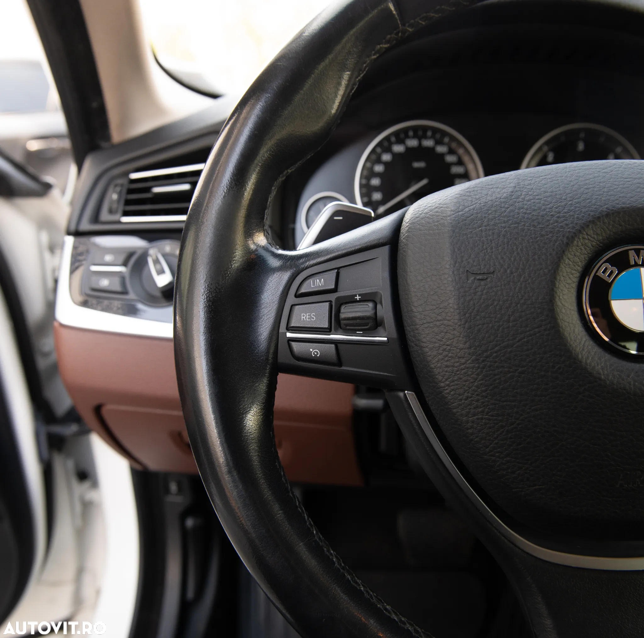 BMW Seria 5 525d Touring Aut. - 24