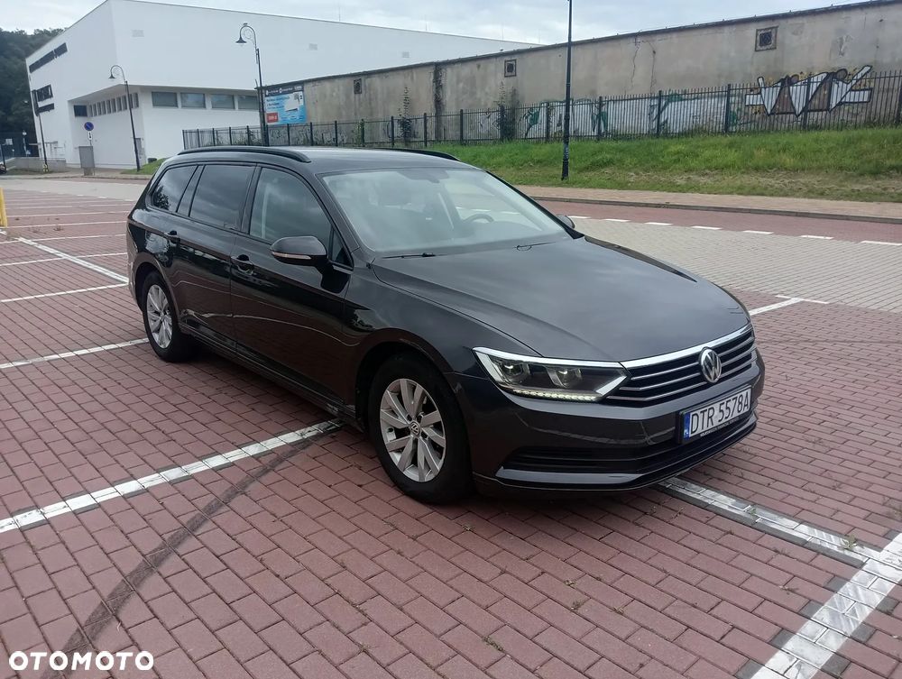 Volkswagen Passat 2.0 TDI BMT Comfortline - 11