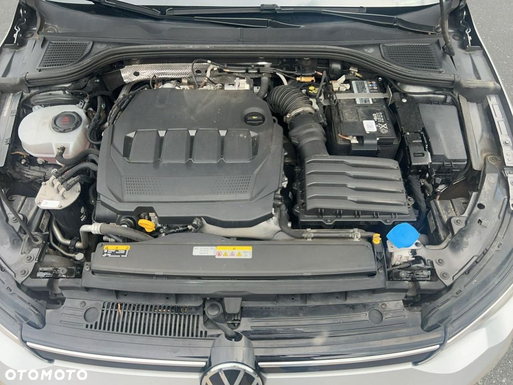 Volkswagen Golf - 25