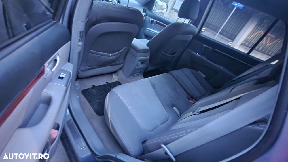 Hyundai Santa Fe 2.2 DSL VGT 5 SEATS 4WD AT STYLE - 14