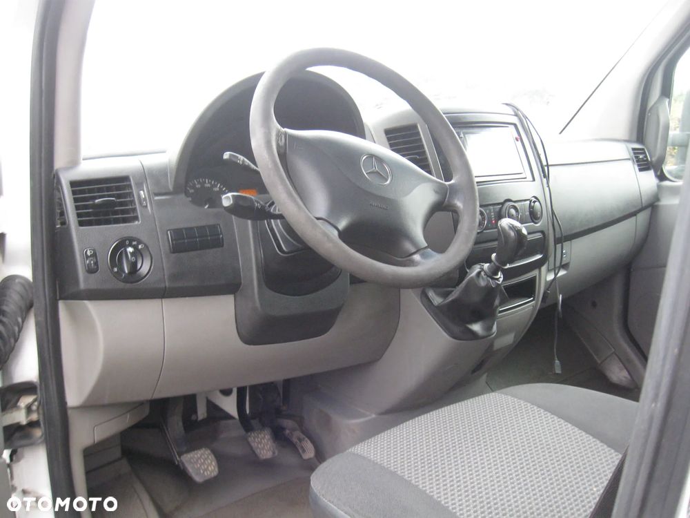 Mercedes-Benz 319 CDI.  4 X 4. DOKA - BRYGADÓWKA. KLIMA - 7