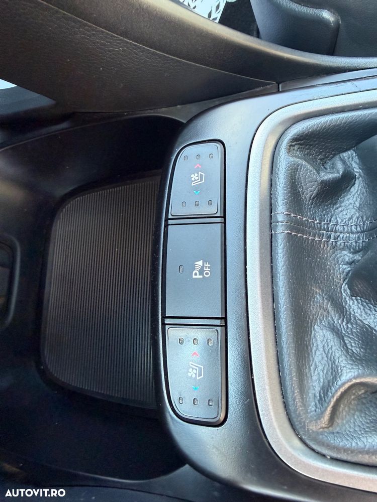 Hyundai Santa Fe - 21