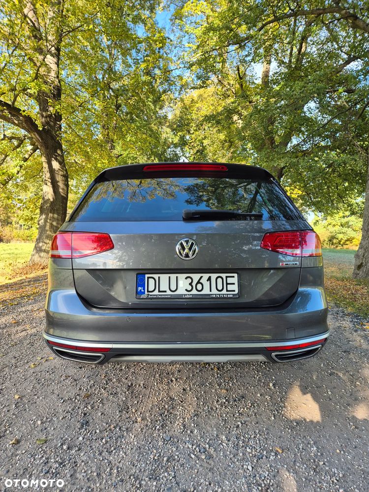 Volkswagen Passat 2.0 TDI Bi-Turbo BMT 4Mot Highline DSG - 9