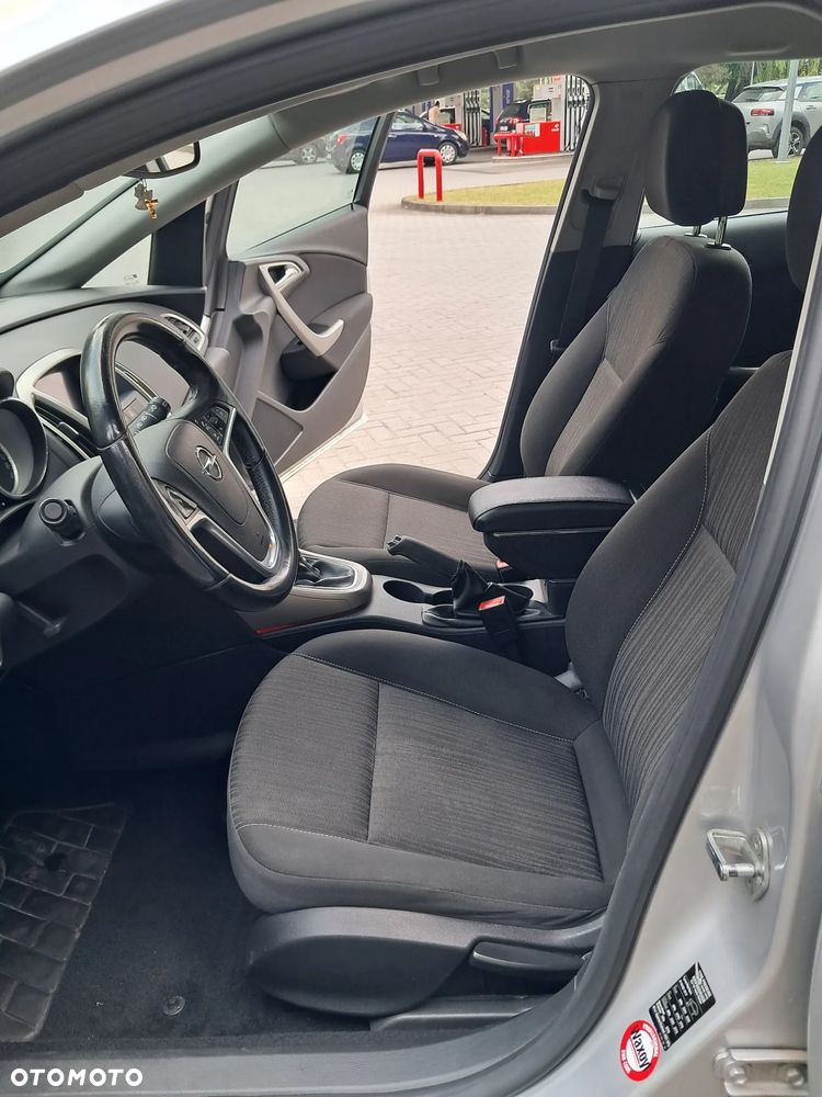 Opel Astra - 9