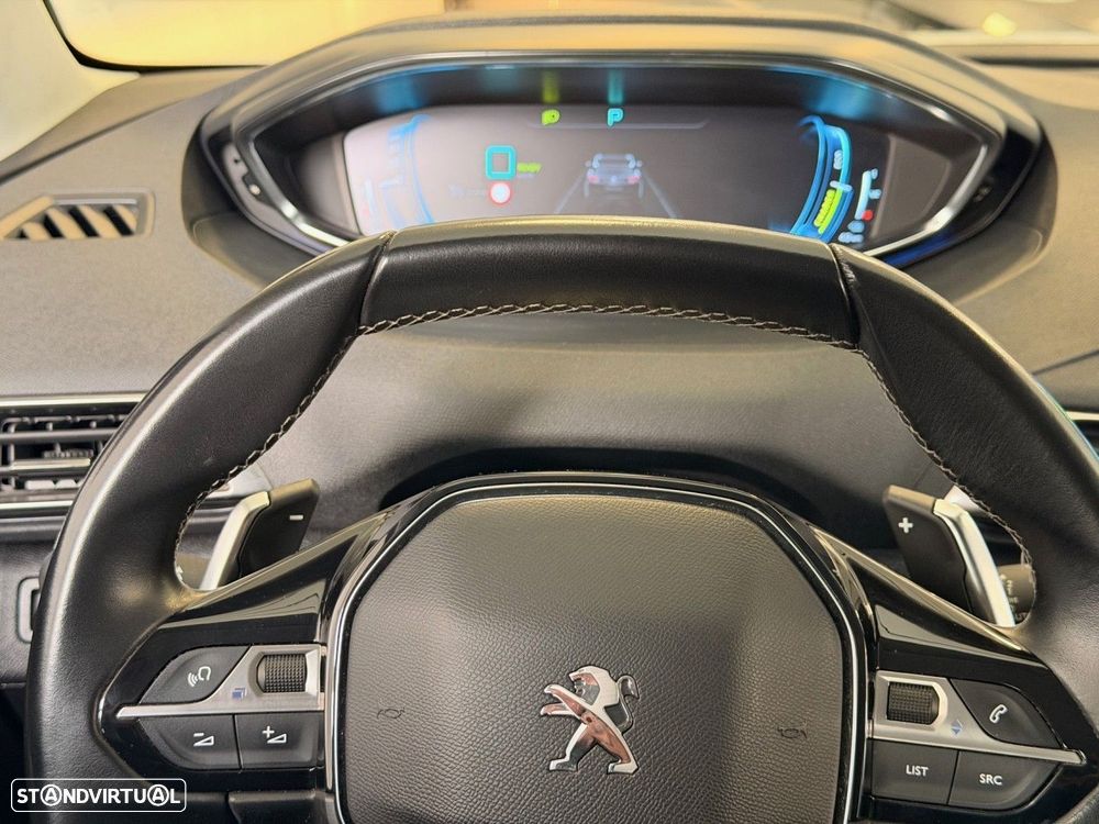 Peugeot 3008 1.6 Hybrid Allure Pack e-EAT8 - 32
