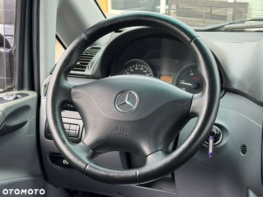 Mercedes-Benz Vito - 28