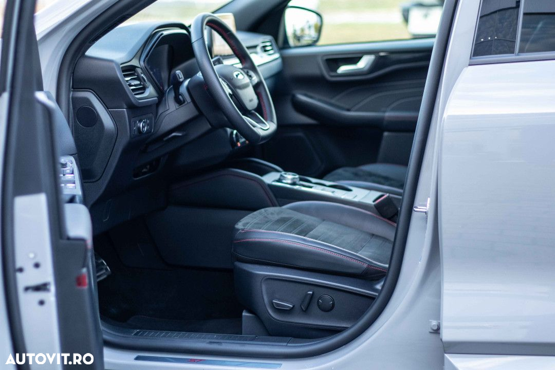 Ford Kuga - 14