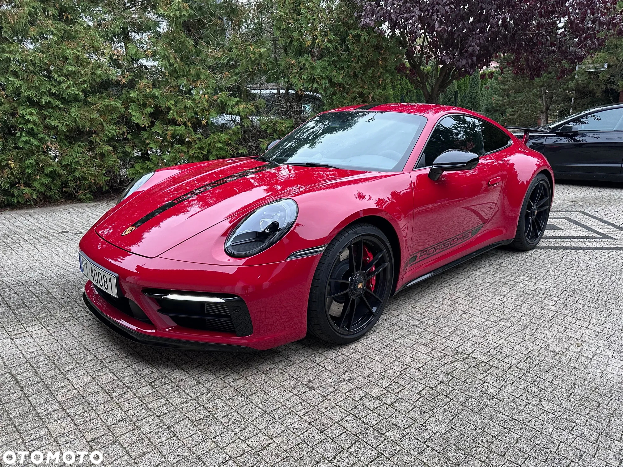 Porsche 911 Carrera GTS - 3