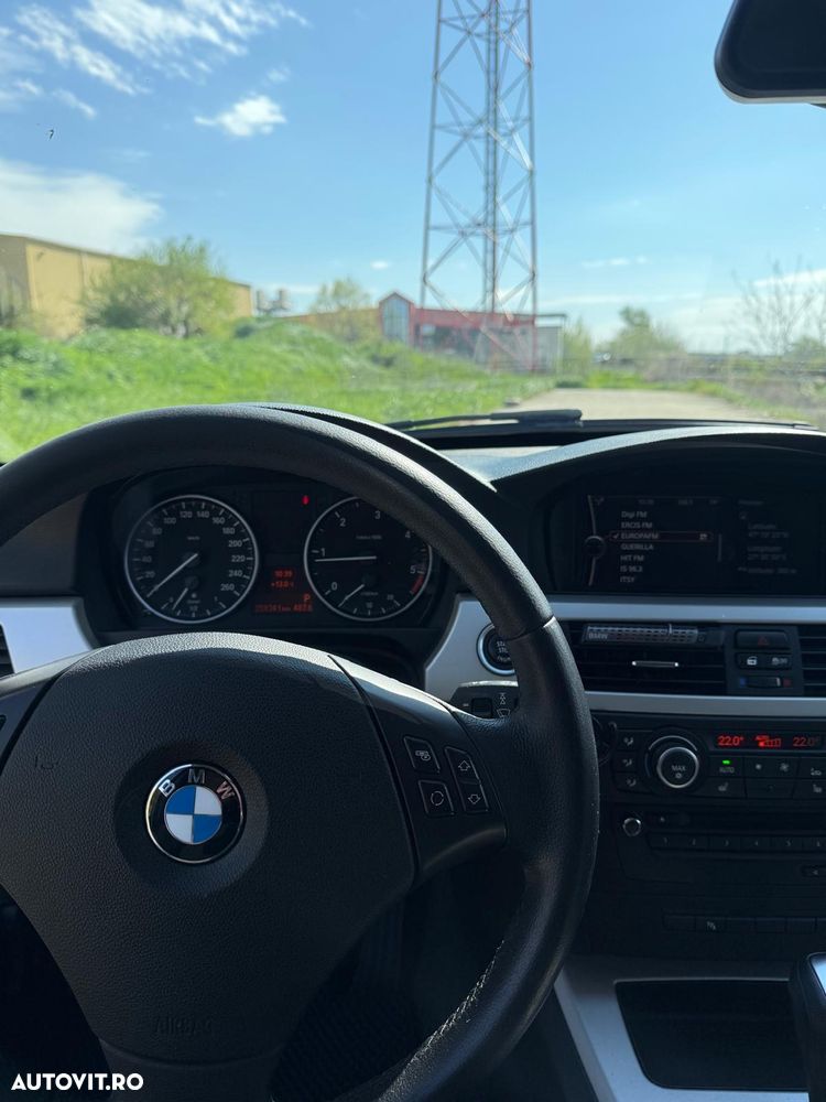 BMW Seria 3 320d DPF Aut. - 10