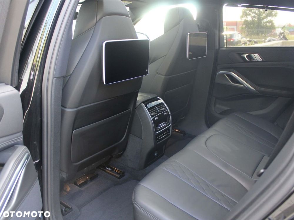 BMW X6 - 11