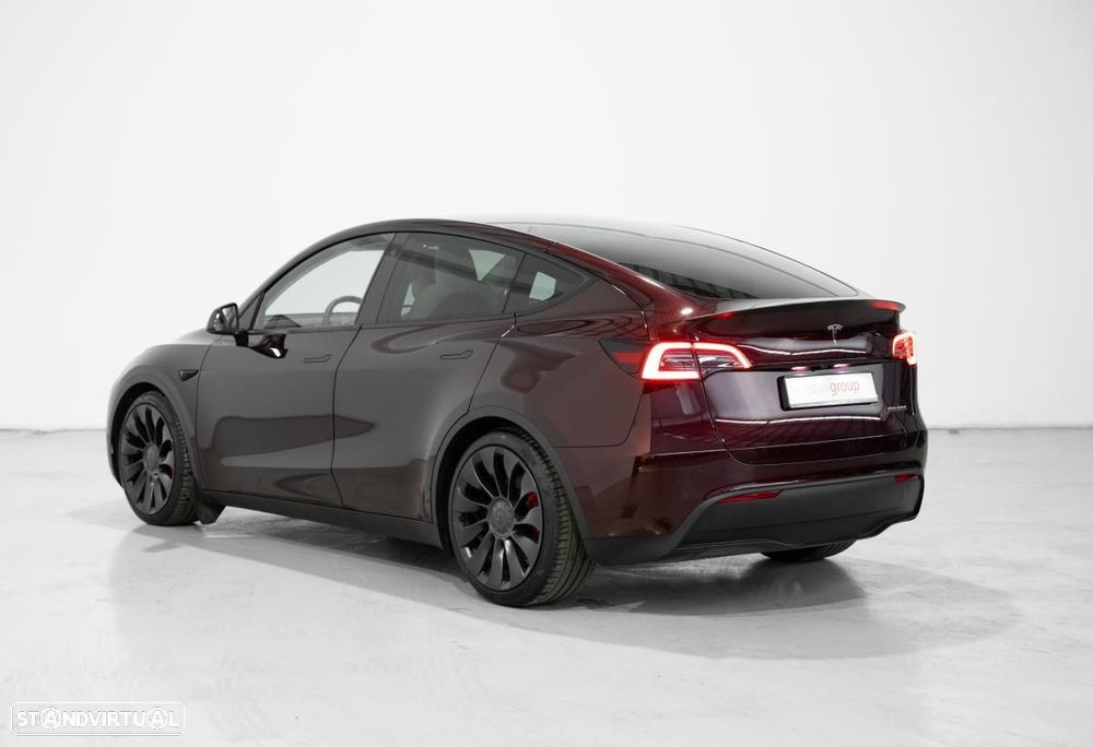Tesla Model Y Performance Dual Motor AWD - 5