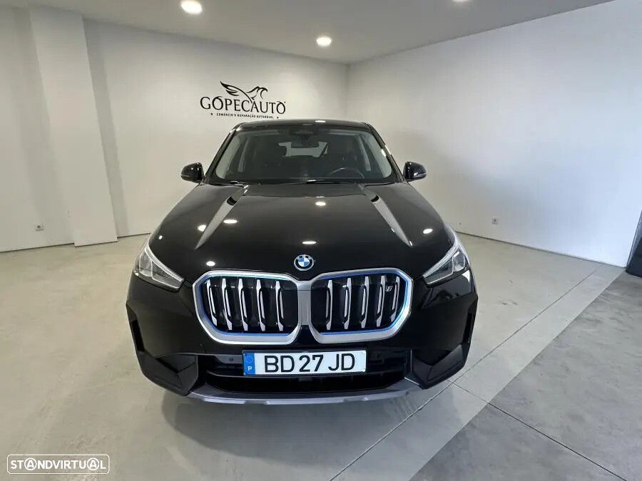 BMW iX1 - 5