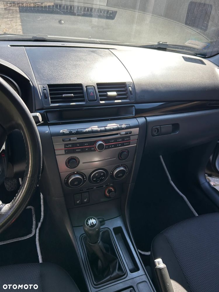 Mazda 3 1.6 Sport Comfort - 5