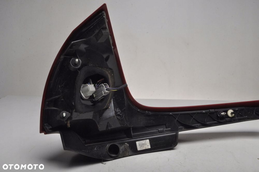 VOLVO XC60 I LAMPA PRAWA TYLNA PRAWY TYŁ 31323035 - 9