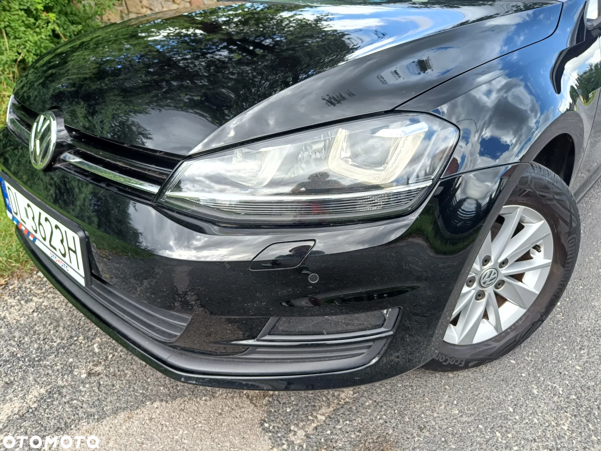 Volkswagen Golf - 8