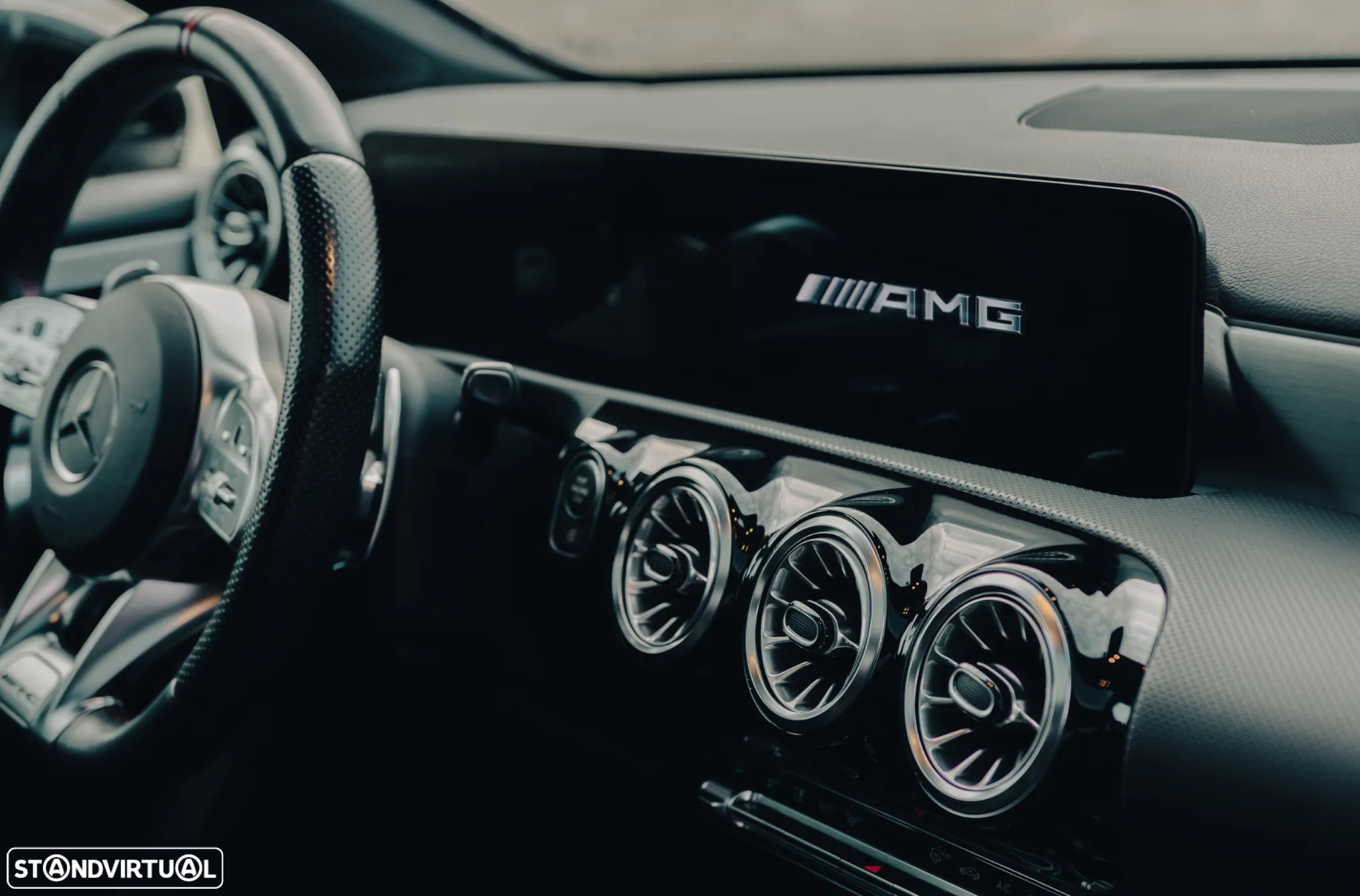 Mercedes-Benz A 35 AMG Limousine 4Matic - 22