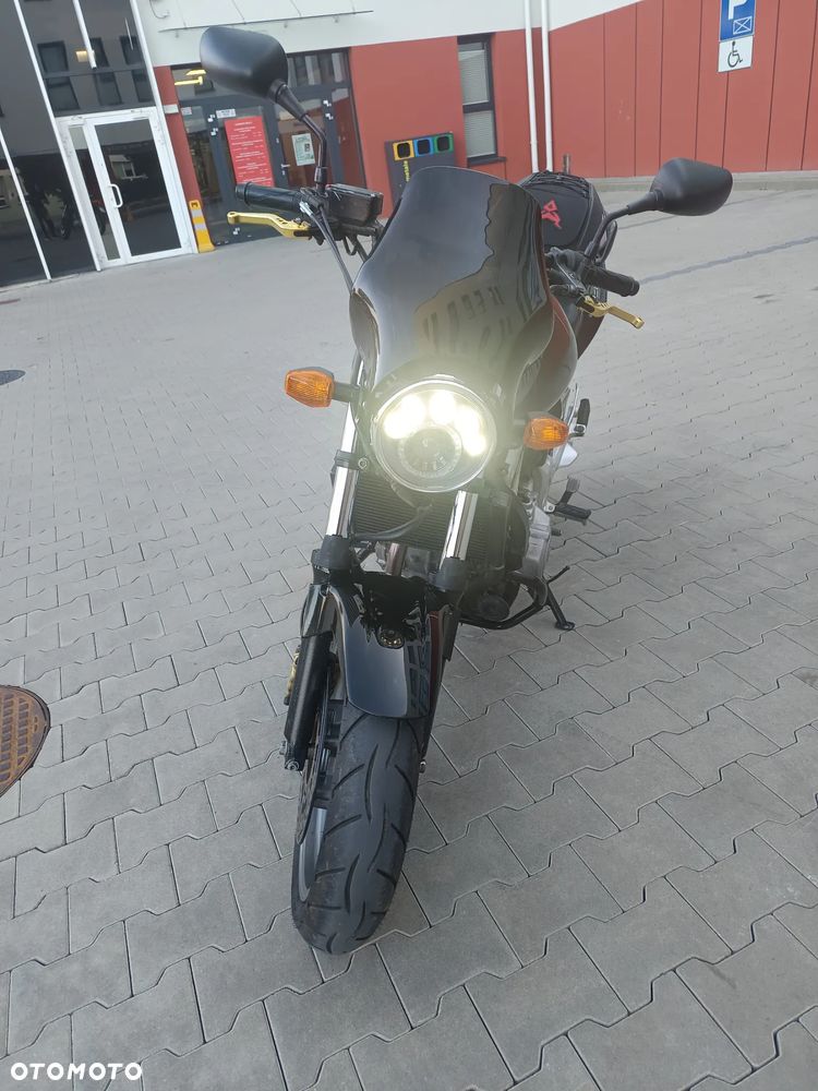 Honda CBF - 10