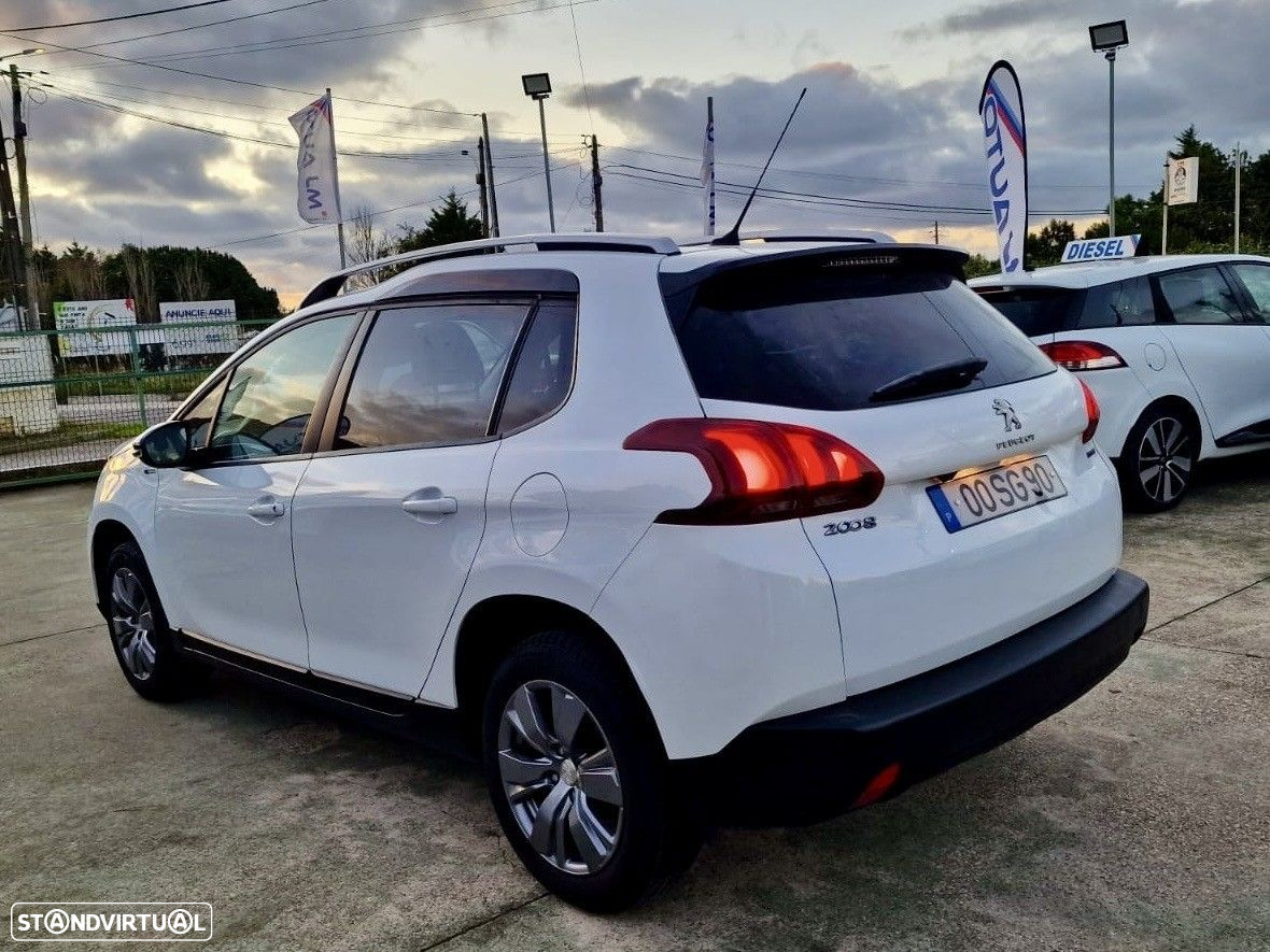 Peugeot 2008 1.2 PureTech Style - 2