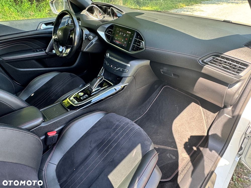 Peugeot 308 - 16