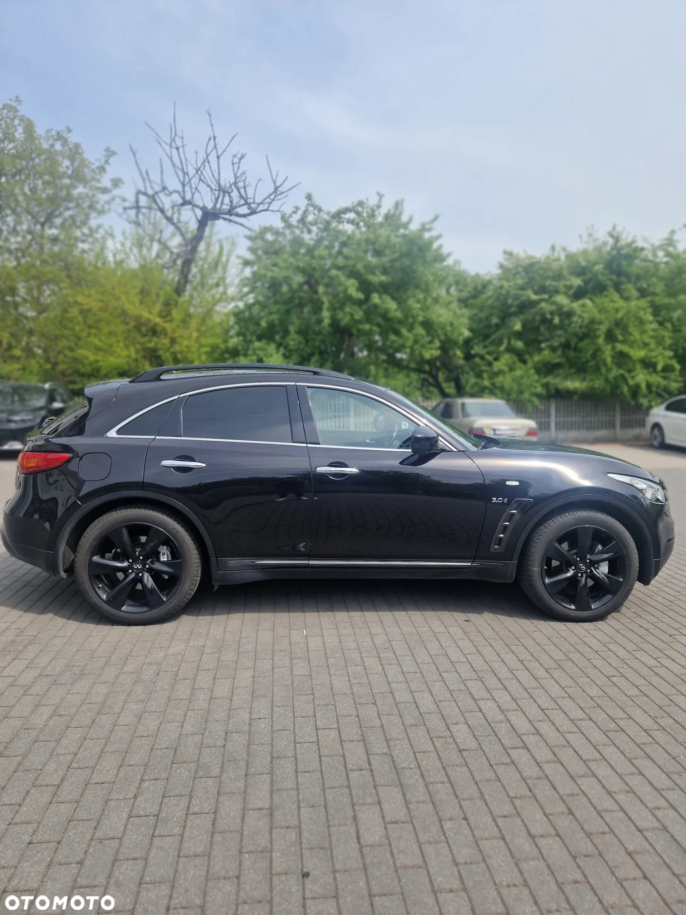 Infiniti Q70 3.0d S Premium - 9