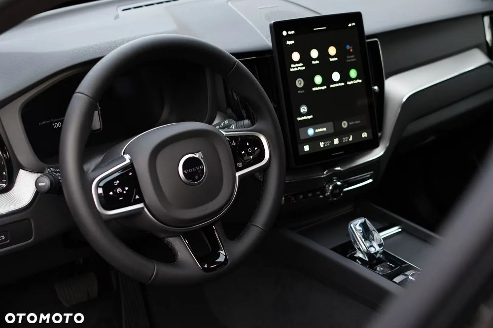 Volvo XC 60 B5 B AWD Plus Black Edition - 18