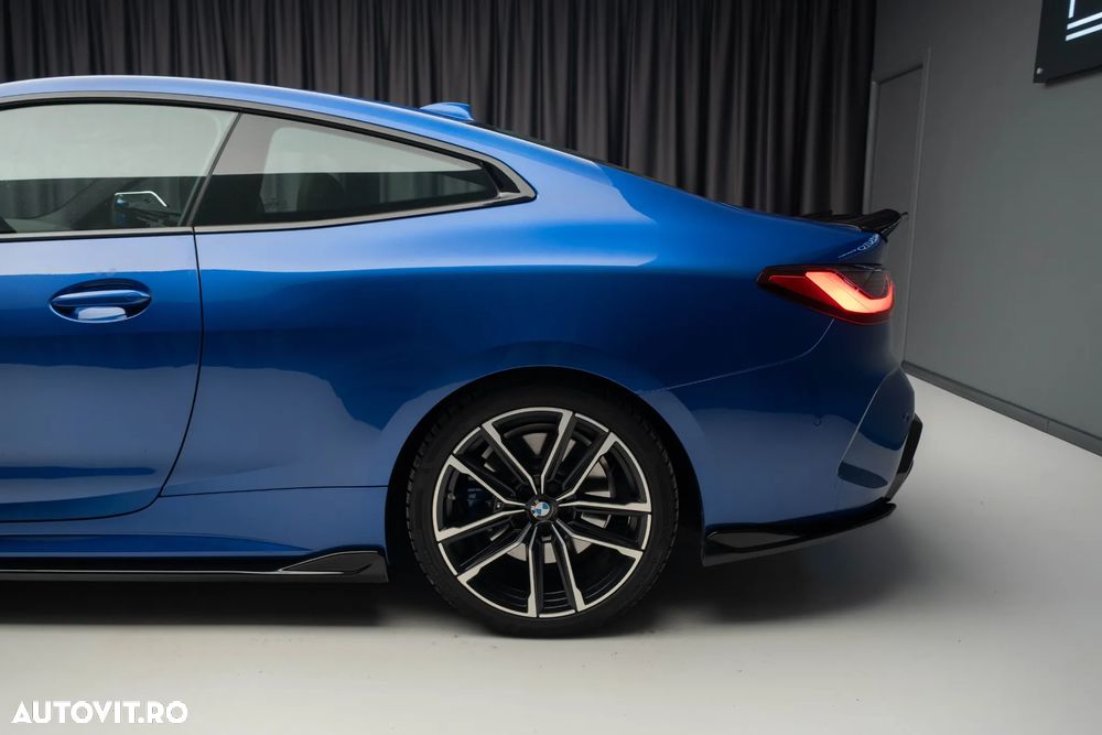 BMW M4 M440i AT MHEV - 10