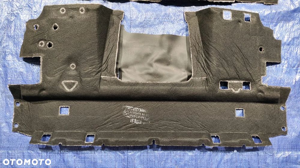 WYGŁUSZENIE IZOLACJA WYKŁADZINA MATA WEWNĘTRZNA PODŁOGI TYŁ ŚCIANY GRODZIOWEJ GRODZI TYLNEJ BAGAŻNIKA 7009033 7009035 BMW E63 E64 - 2