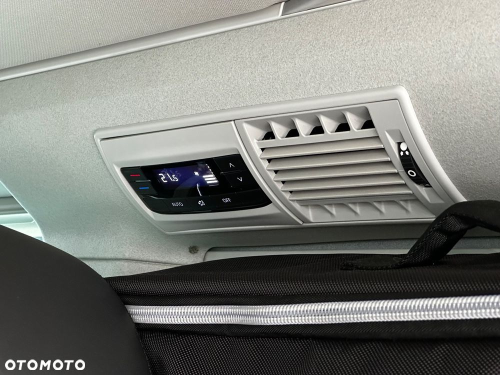 Volkswagen California - 19