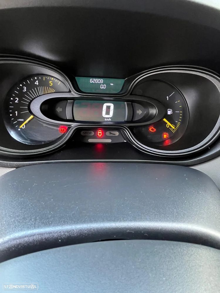 Renault Trafic - 14