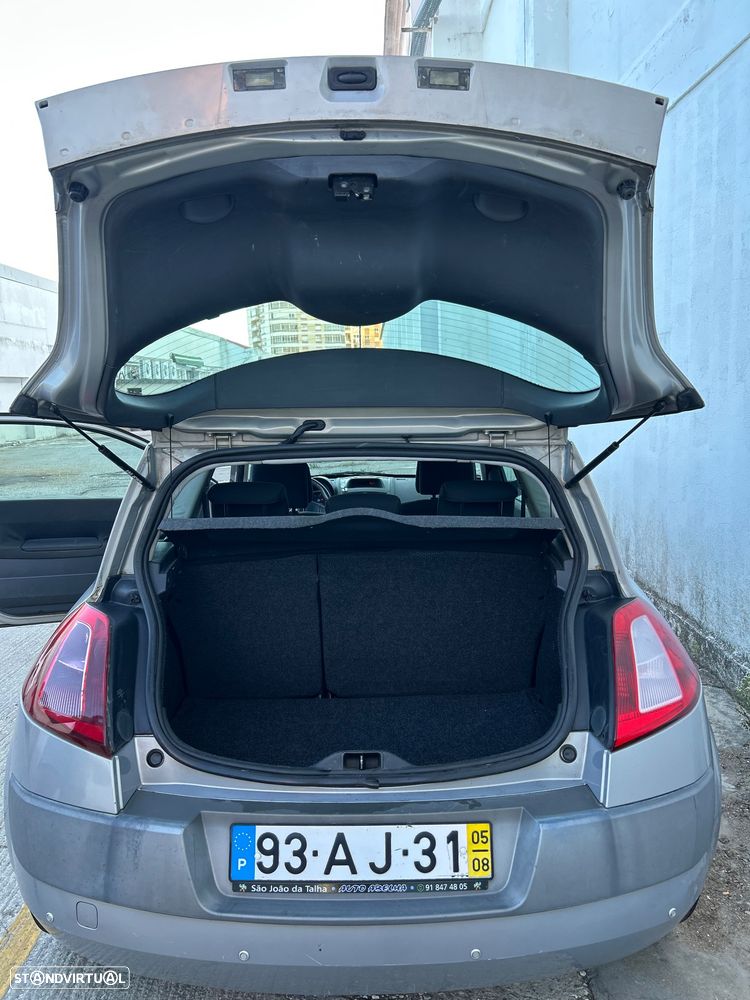Renault Mégane 1.5 dCi Confort - 17
