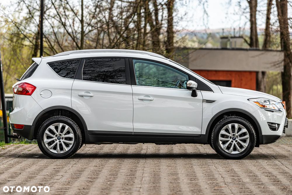 Ford Kuga 2.0 TDCi 4x4 Titanium - 19