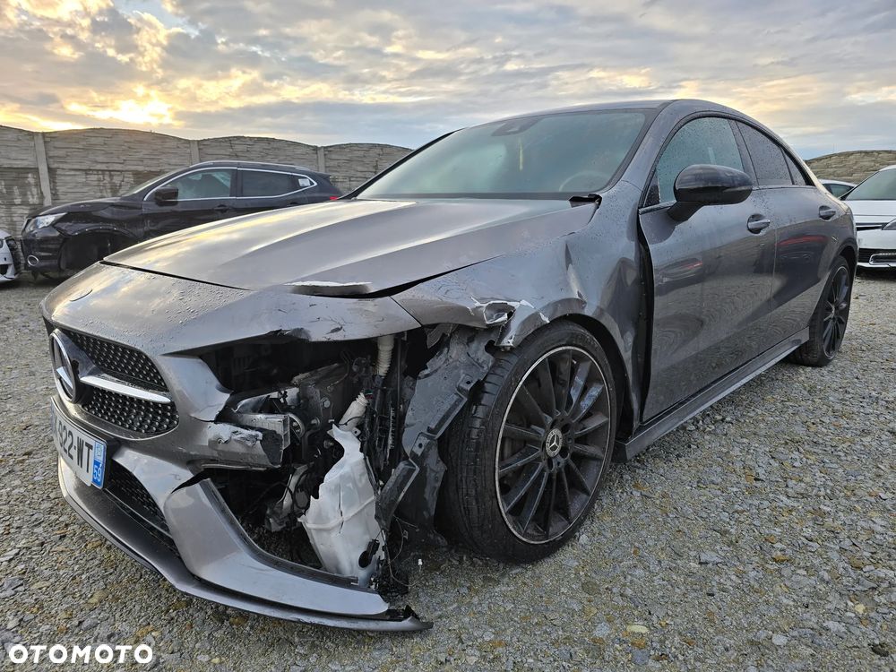 Mercedes-Benz CLA 180 7G-DCT AMG Line - 7