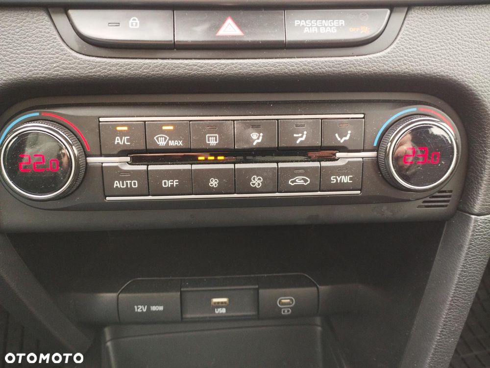 Kia Ceed 1.5 T-GDI M - 32