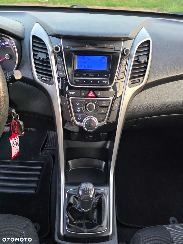 Hyundai i30 - 16